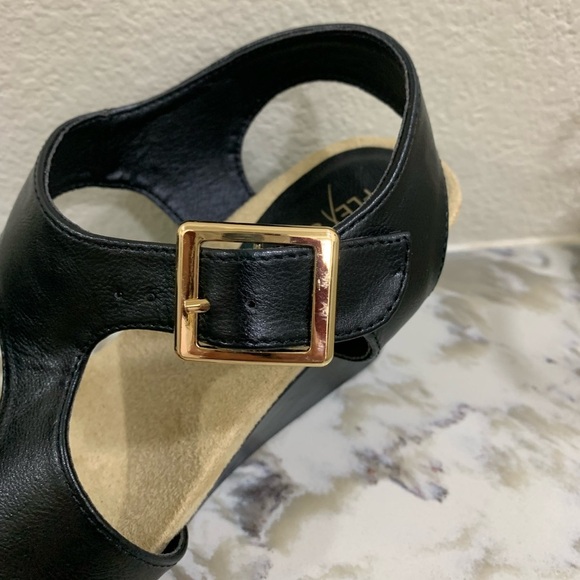 Z01- NEW Flexstep sandals small wedge - Picture 2 of 7